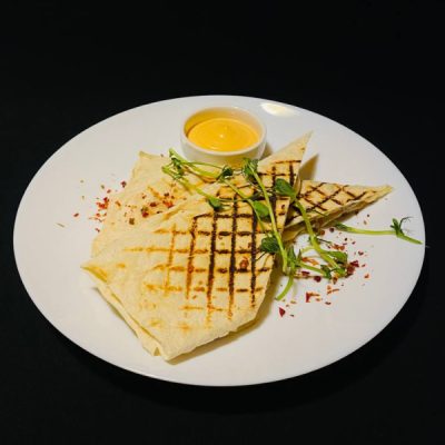 suluguni-v-lavashi